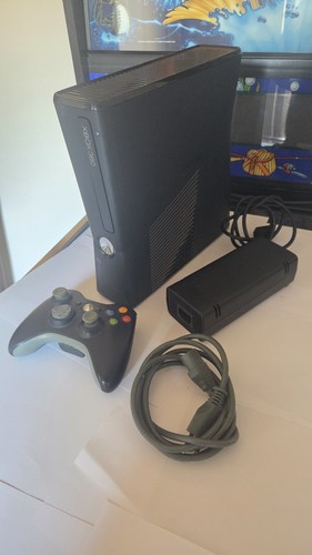 Xbox 360 slim - xbox, gb